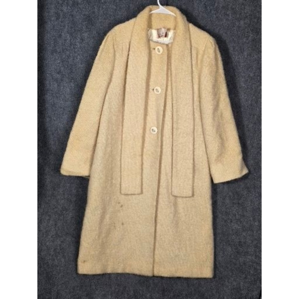 Vintage Beige Wool Blend Coat with Scarf Accent by A Trigere‎ Winter Work Sz L